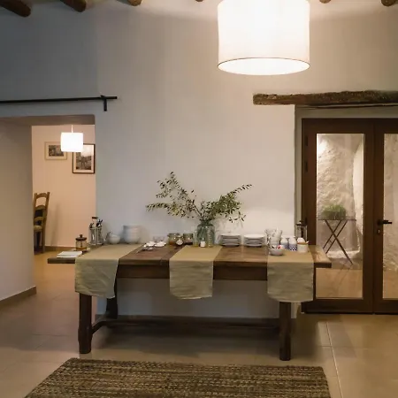 Casa De Cuadros * ビジャルエンガ・デル・ロサリオ