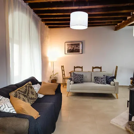 Casa De Cuadros